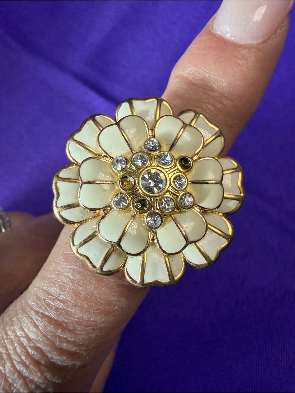 Park Lane Cream Enamel Flower Ring Size 8 Gold Tone Crystal Statement Ring